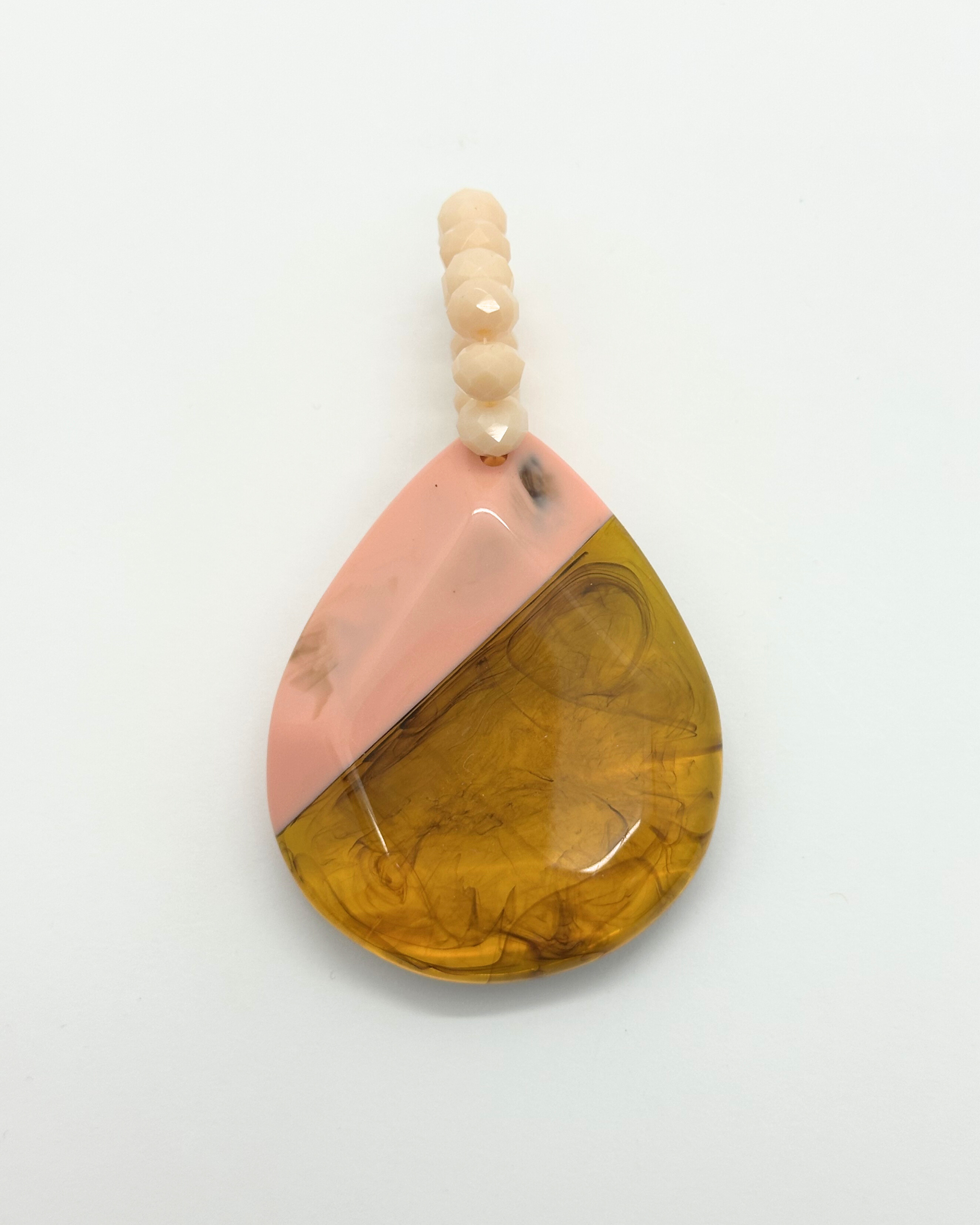 Pingente resina gota