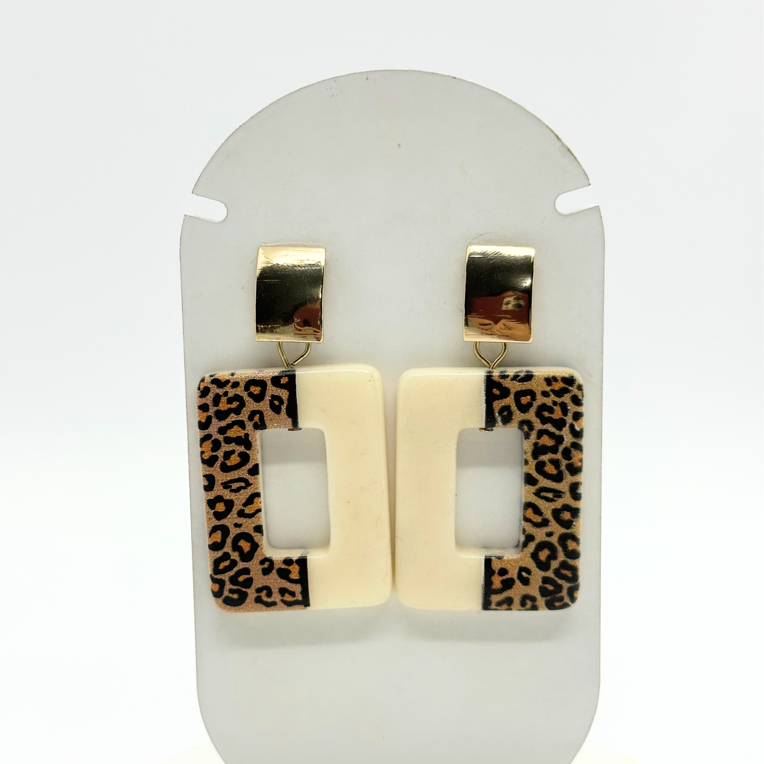 Brinco Onça Quadrado