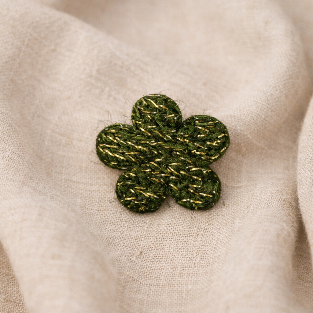 Broche Flor de tecido verde