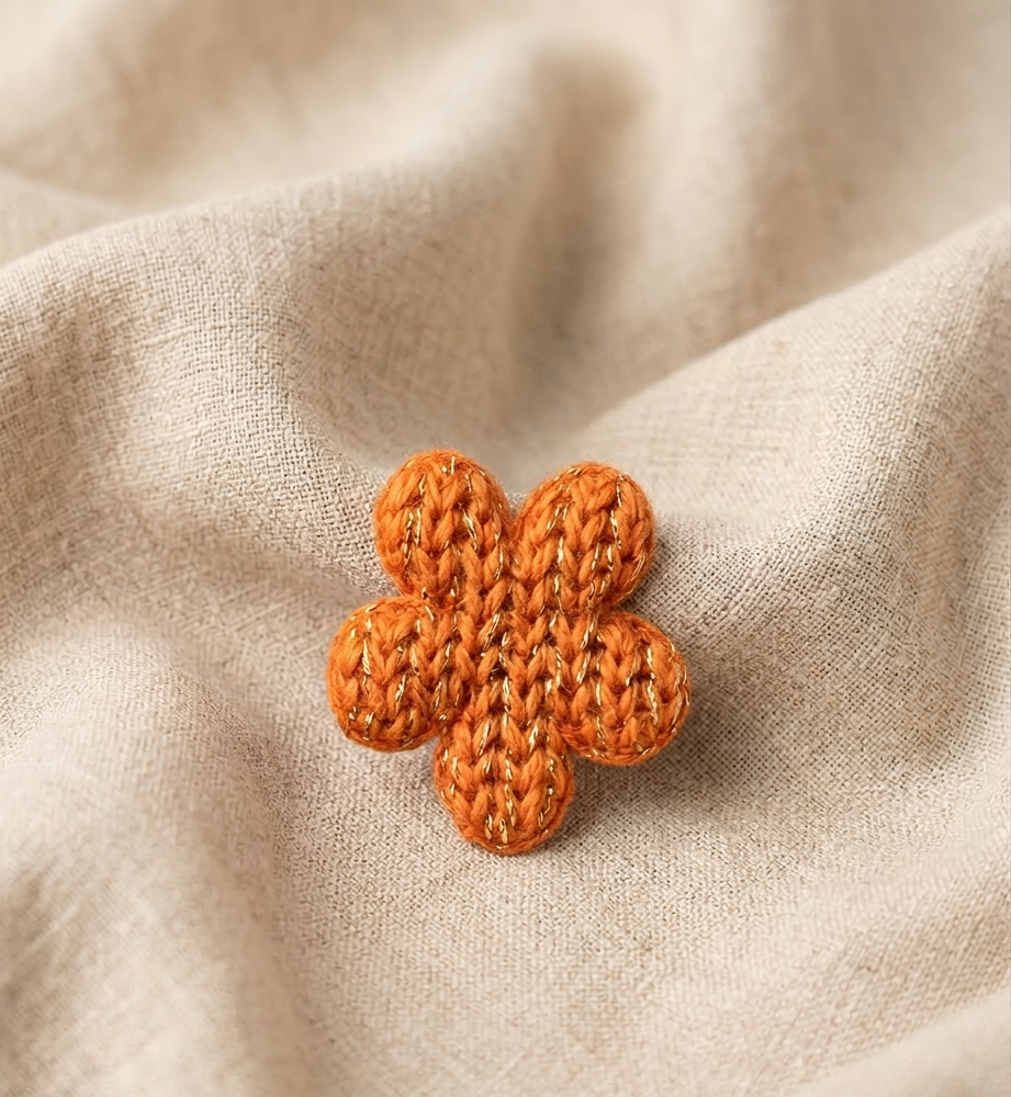 Broche Flor de tecido laranja