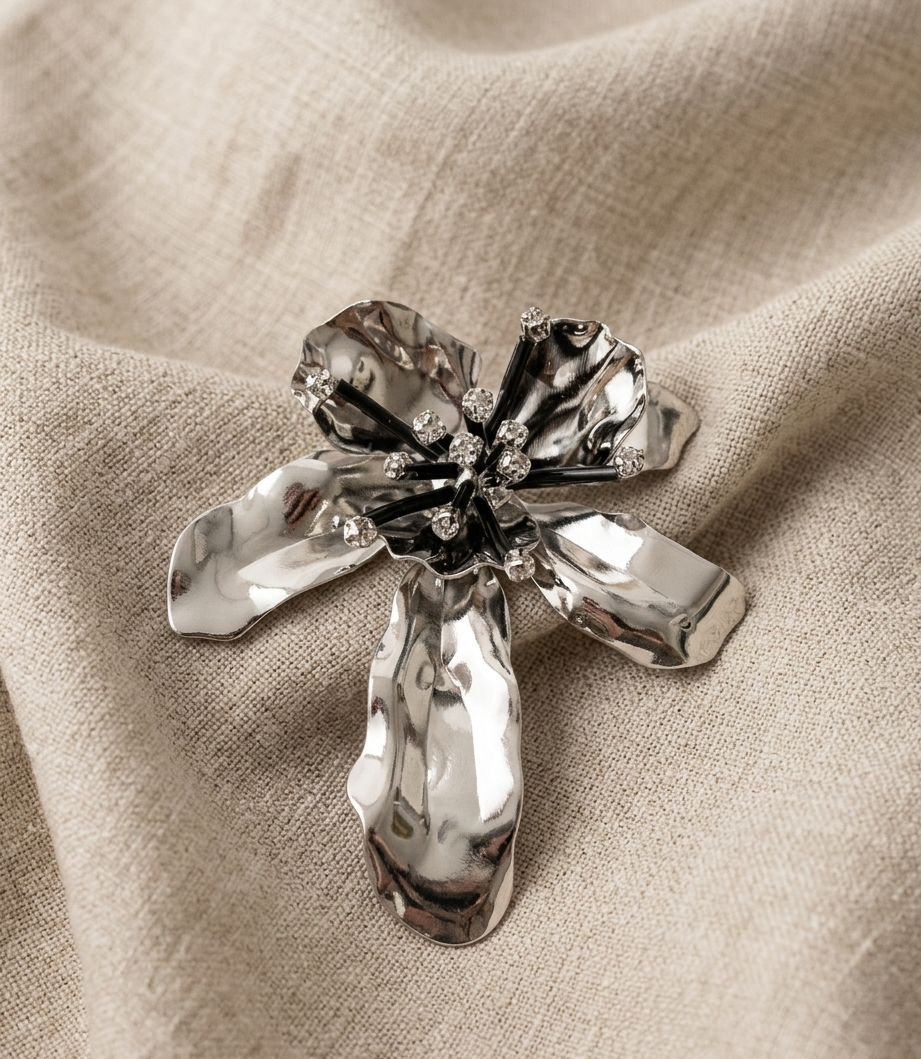 Broche Flor Metal Prata