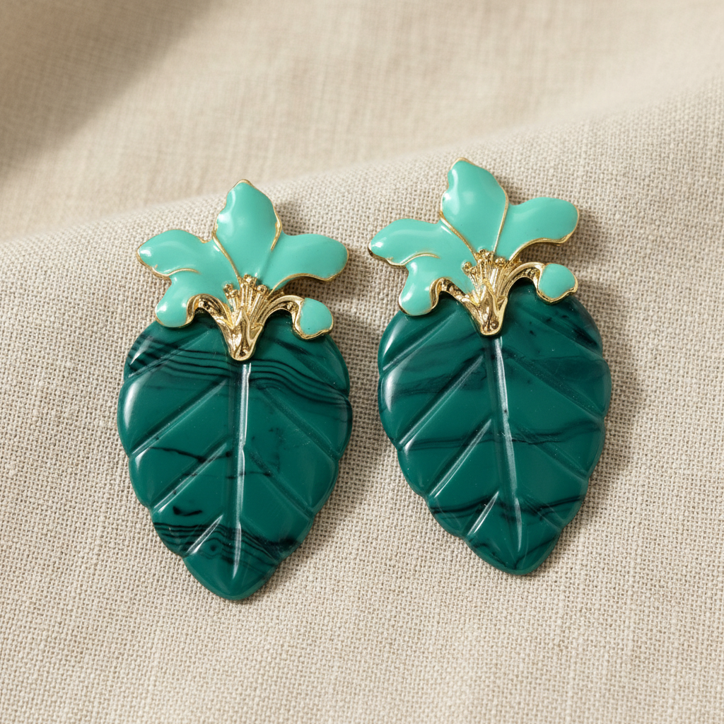 Brincos Folha Verde — Editorial Linho