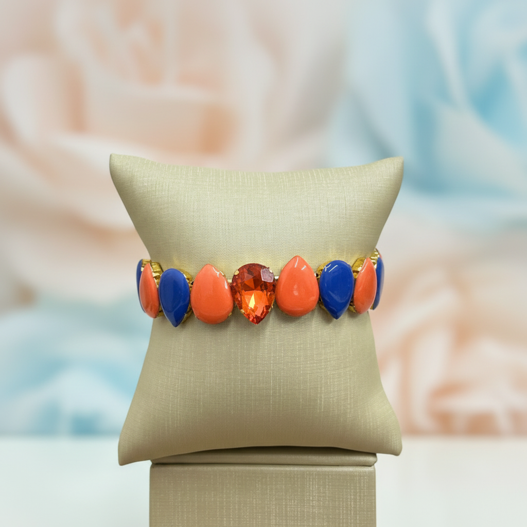 Pulseira azul e coral com fundo elegante