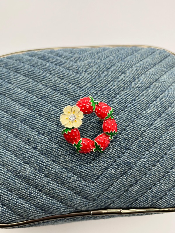 Broche Guirlanda Morango