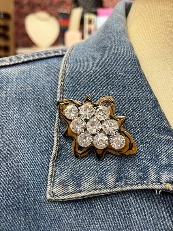 Broche Flor Animal Print Prata