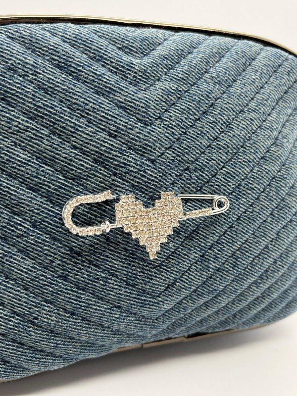 Broche Alfinete Love Pixel